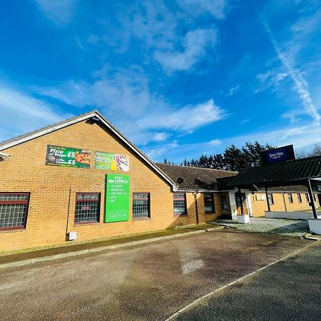 Oyo Stay Inn Express, Cambridge Papworth Everard Exterior photo