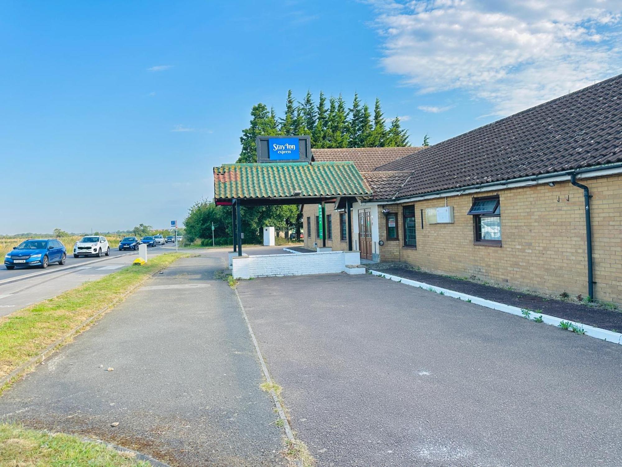 Oyo Stay Inn Express, Cambridge Papworth Everard Exterior photo